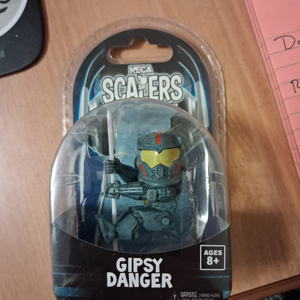 NECA Scalers Gipsy Danger Mini Figure